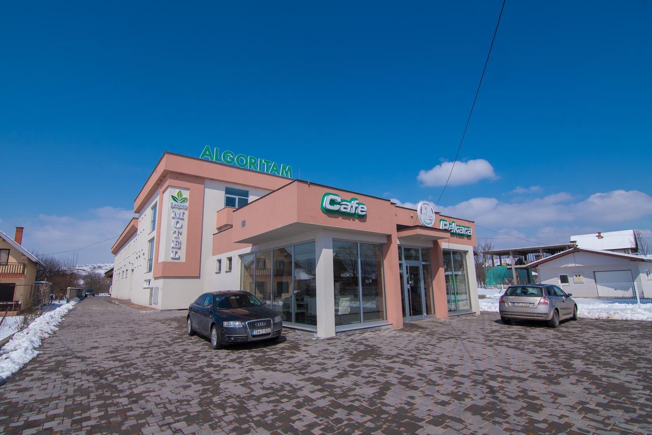 Laurus Motel Airport Tuzla Zivinice エクステリア 写真
