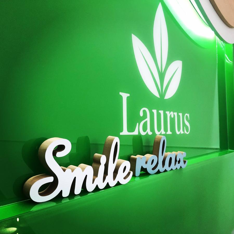 Laurus Motel Airport Tuzla Zivinice エクステリア 写真